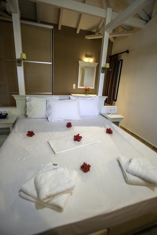 Kolokotronis Hotel & Spa Stoúpa Rum bild